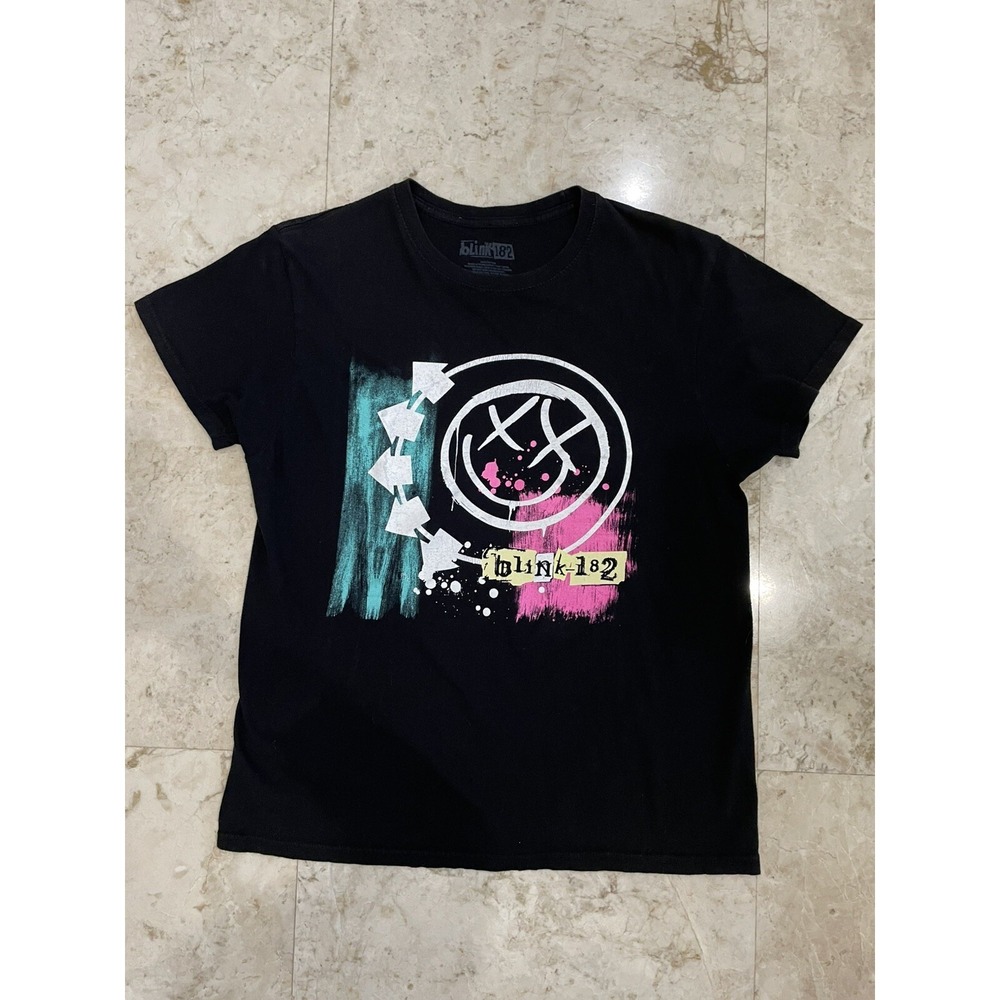 BLINK 182 Self Titled T-Shirt Adult Large Pop Punk Tour Band S/T Black